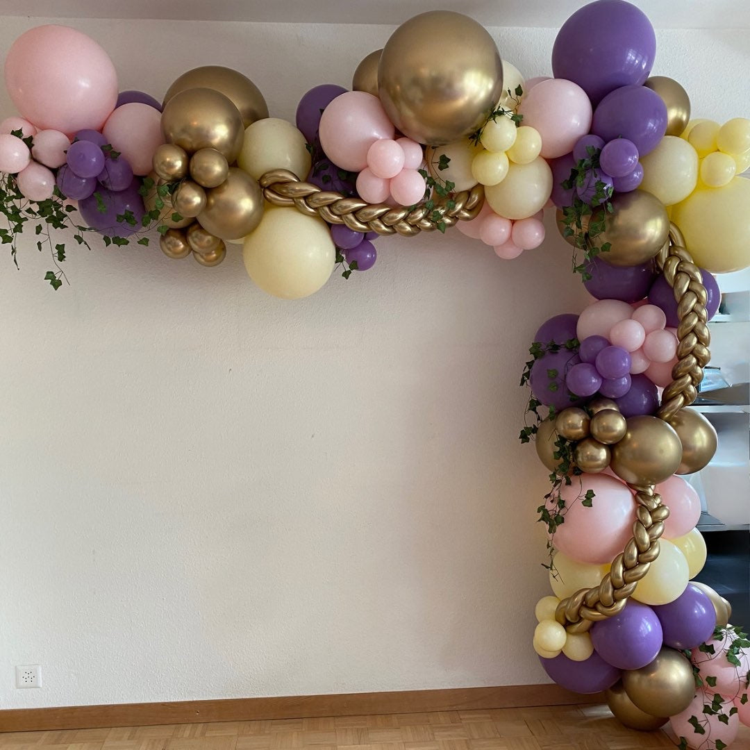 Demie arche de ballons “Raiponce”